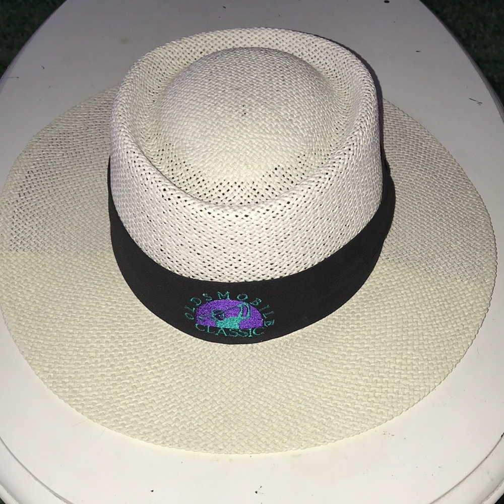 Oldsmobile Classic Golf Vintage Men's White Straw Fedora with Black Band